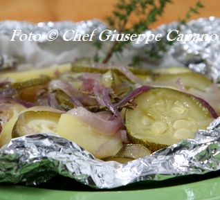 Cipolle, patate e zucchine in cartoccio profumato 318